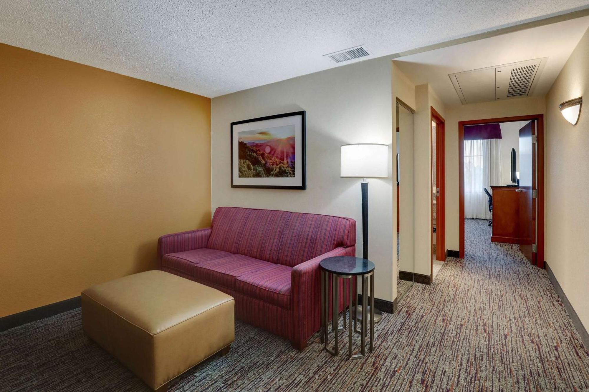 Drury Inn & Suites Charlotte Northlake Dış mekan fotoğraf