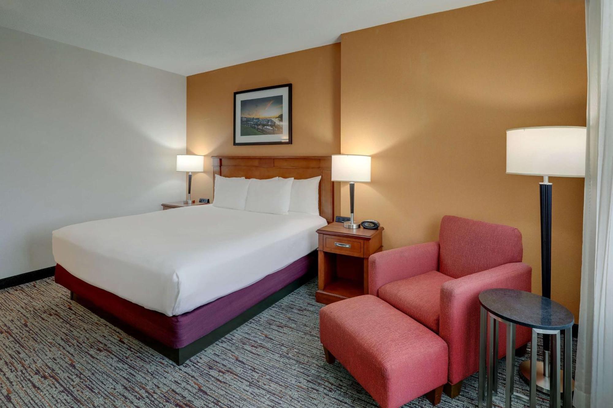 Drury Inn & Suites Charlotte Northlake Dış mekan fotoğraf