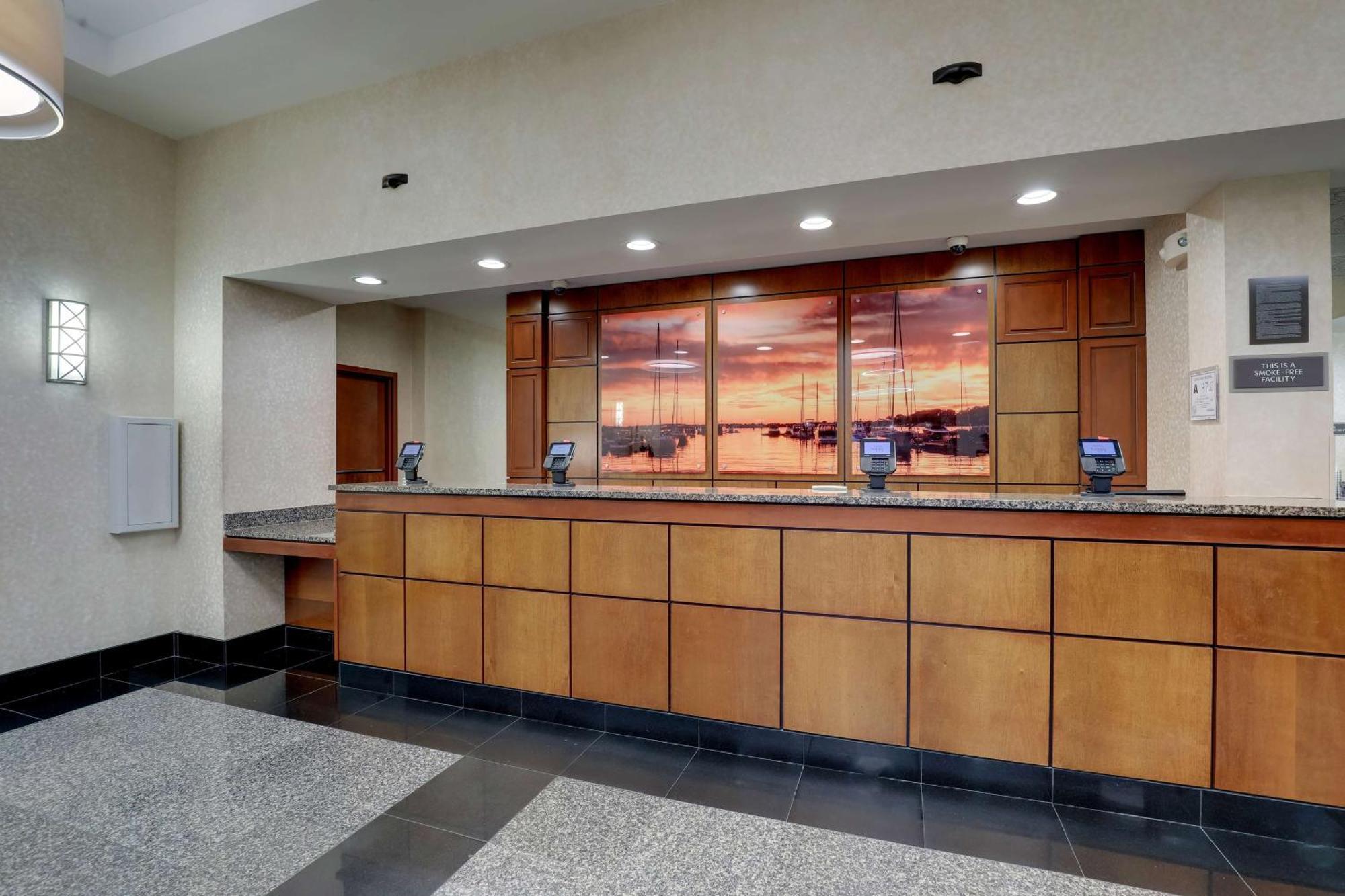 Drury Inn & Suites Charlotte Northlake Dış mekan fotoğraf
