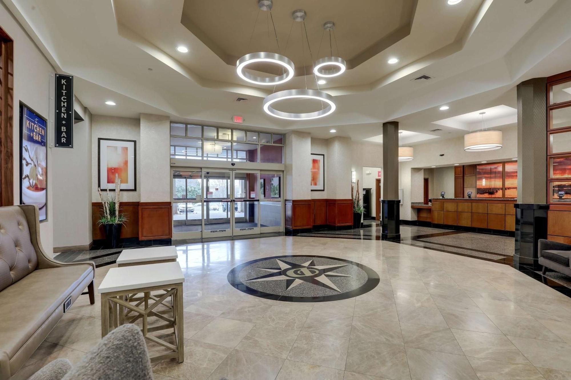 Drury Inn & Suites Charlotte Northlake Dış mekan fotoğraf
